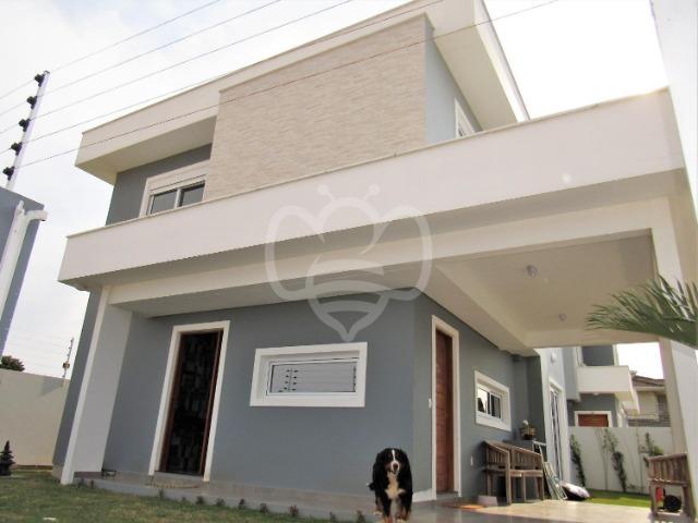Casa 3 dormitórios individual no Bairro Campeche