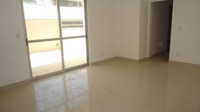 Excelente apartamento de 3 quartos com 3 vagas de garagem na melhor localização da região - Foto 5