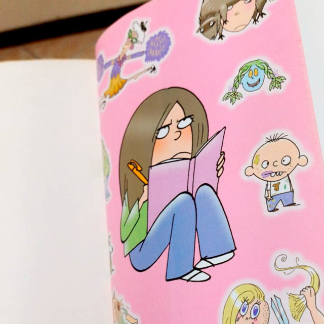 Livro: Querido Diário Otário #1