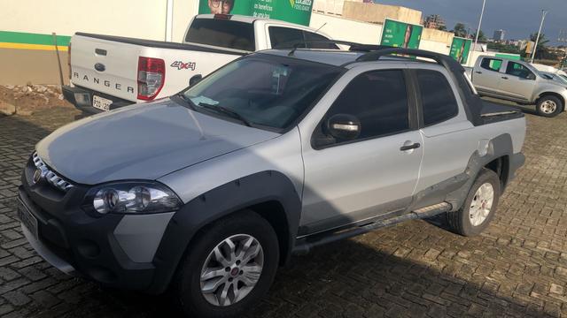 Fiat Strada adventure locker cabine dupla modelo 2013