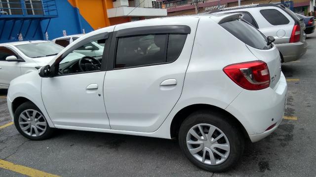 Sandero Expression 2015 1.6 8V Flex 4P - Foto 9