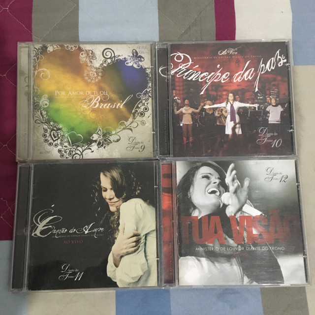 Diante do Trono (coleção de CDs originais) - Foto 3