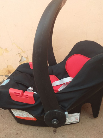 Carrinho de paseo andador e BB conforto vendo os três - Foto 4