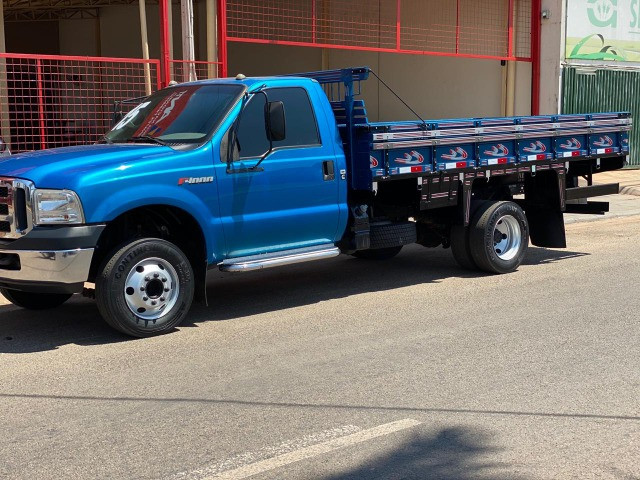 Caminhão Ford F -4000 4x2 carroceria - Foto 6