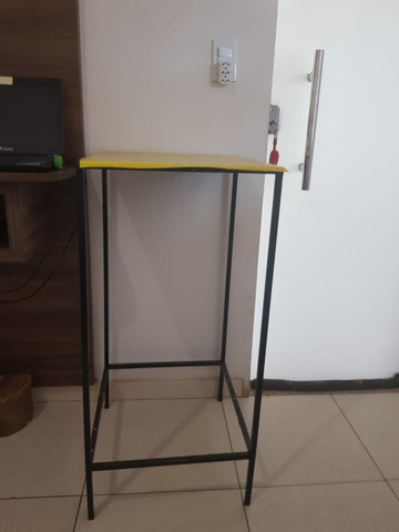 Mesa de ferro preta