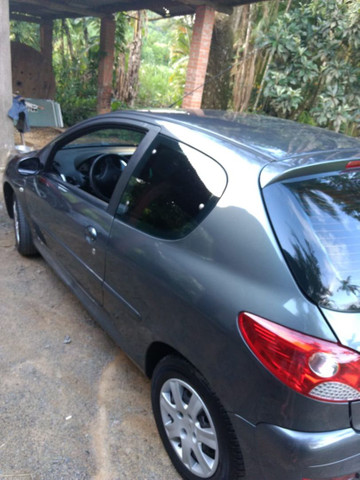 Vendo Peugeot 207 1.4 2012 - Foto 4