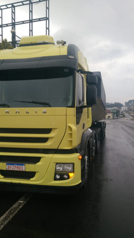 Iveco Stralis 440 8x2 2013 Com Caçamba