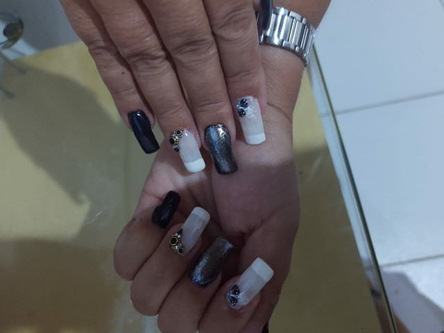 Unhas Em Gel,Acrigel e Acrífix - Foto 3