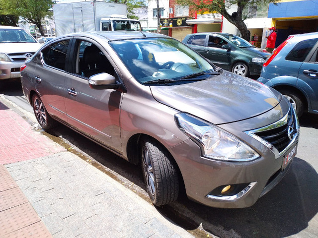 Versa 1.6 SL 2018/2018 automático muito novo com 4 pneus novos Goodyear - Foto 10