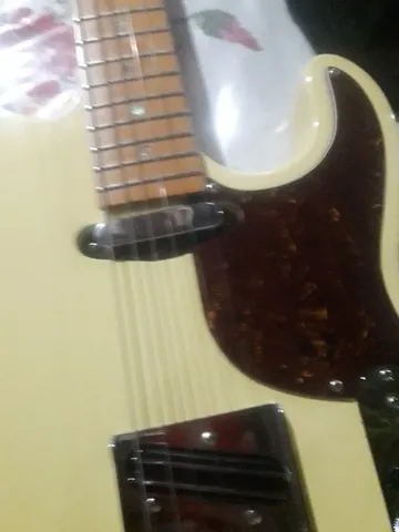 Troco celular por guitarra  +258 anúncios na OLX Brasil