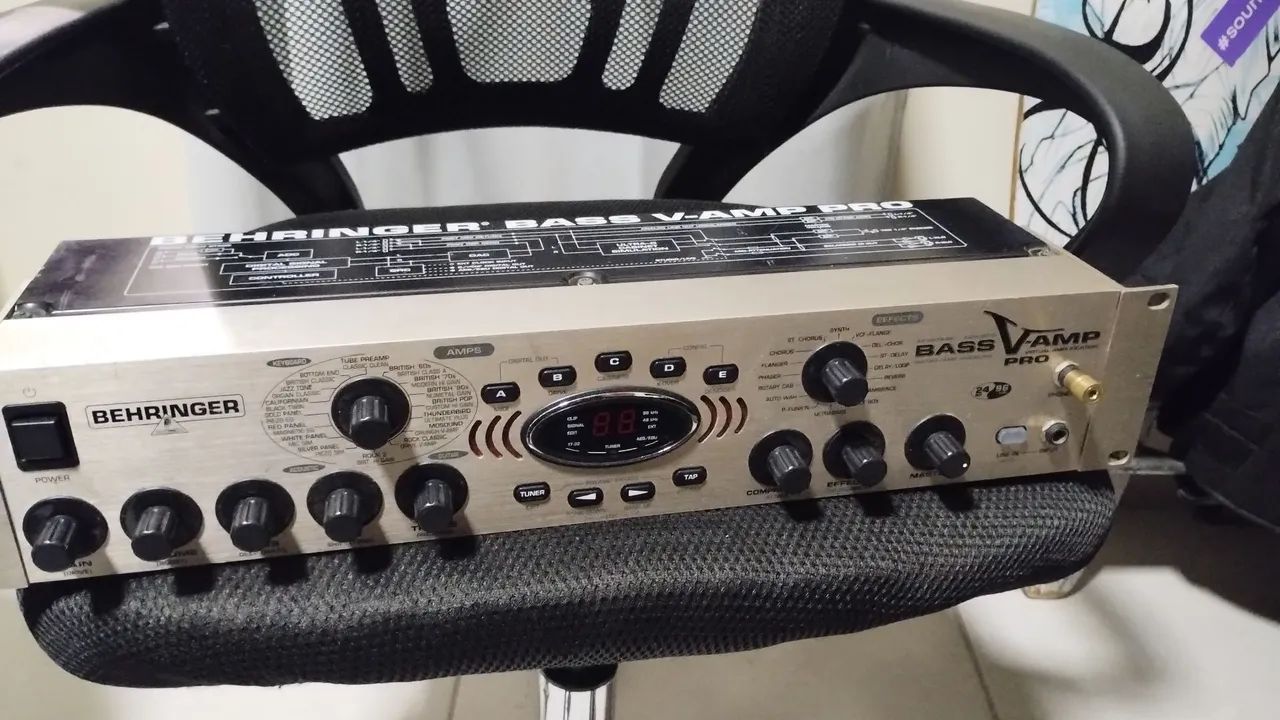 中古品 BEHRINGER BASS V-AMP PRO 美品 - Sunshine Guitar