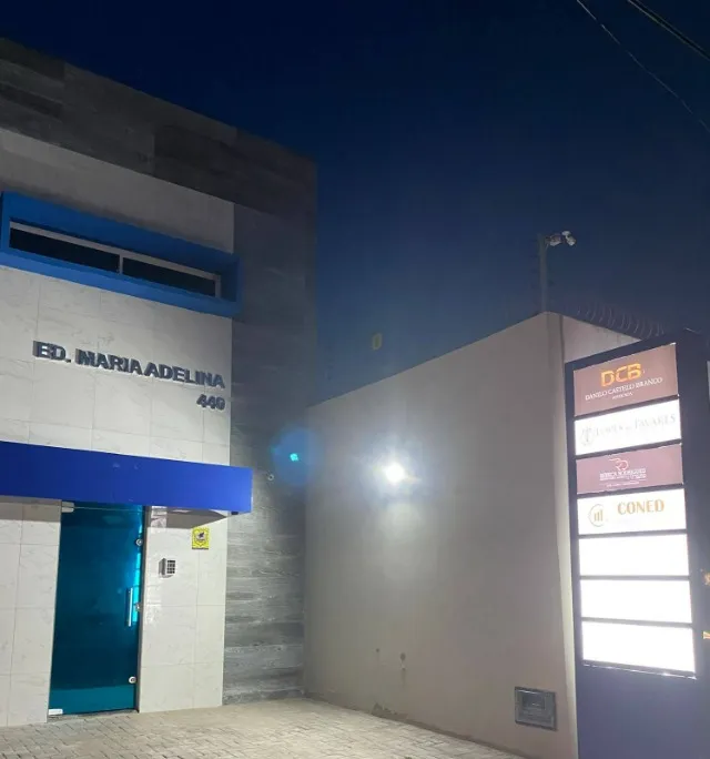 Salas comerciais aluguel 12m2 e 24m2 próximo ao TJ, OAB, Shopping e Frei Serafim.
