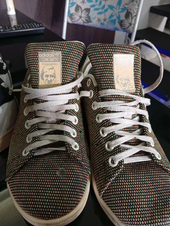 Tênis Adidas Stan Smith Colorida , e umadisas superstars 36 os dois