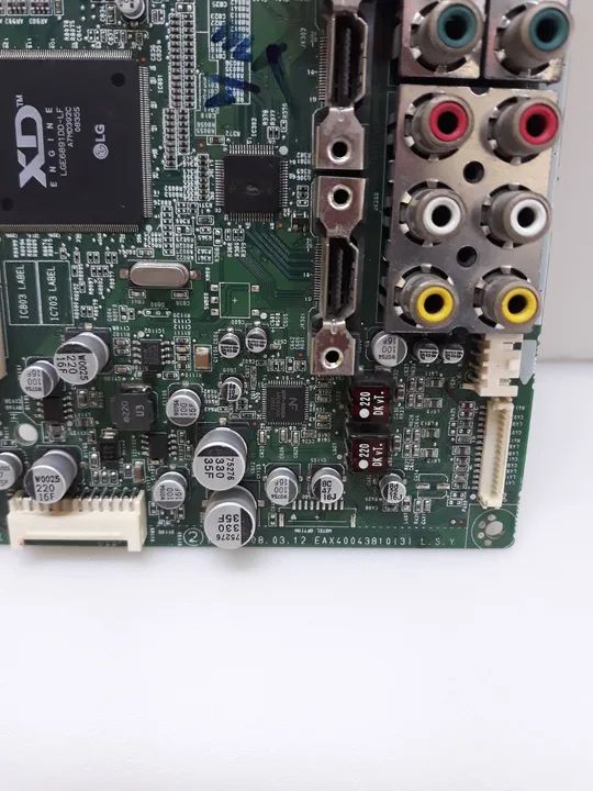 Vendo placa de vídeo TV LG. 42pg30r. Com defeito  - Foto 3