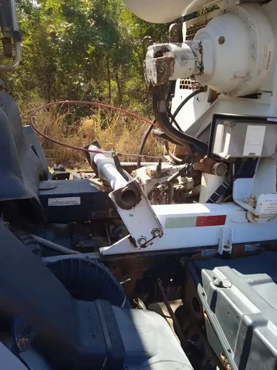 Volkswagen 31.260 6x4 Betoneira Ano 2012 - Foto 8