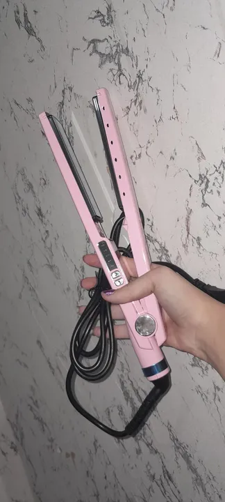 Prancha Chapinha Nano Titanium Pro na caixa 