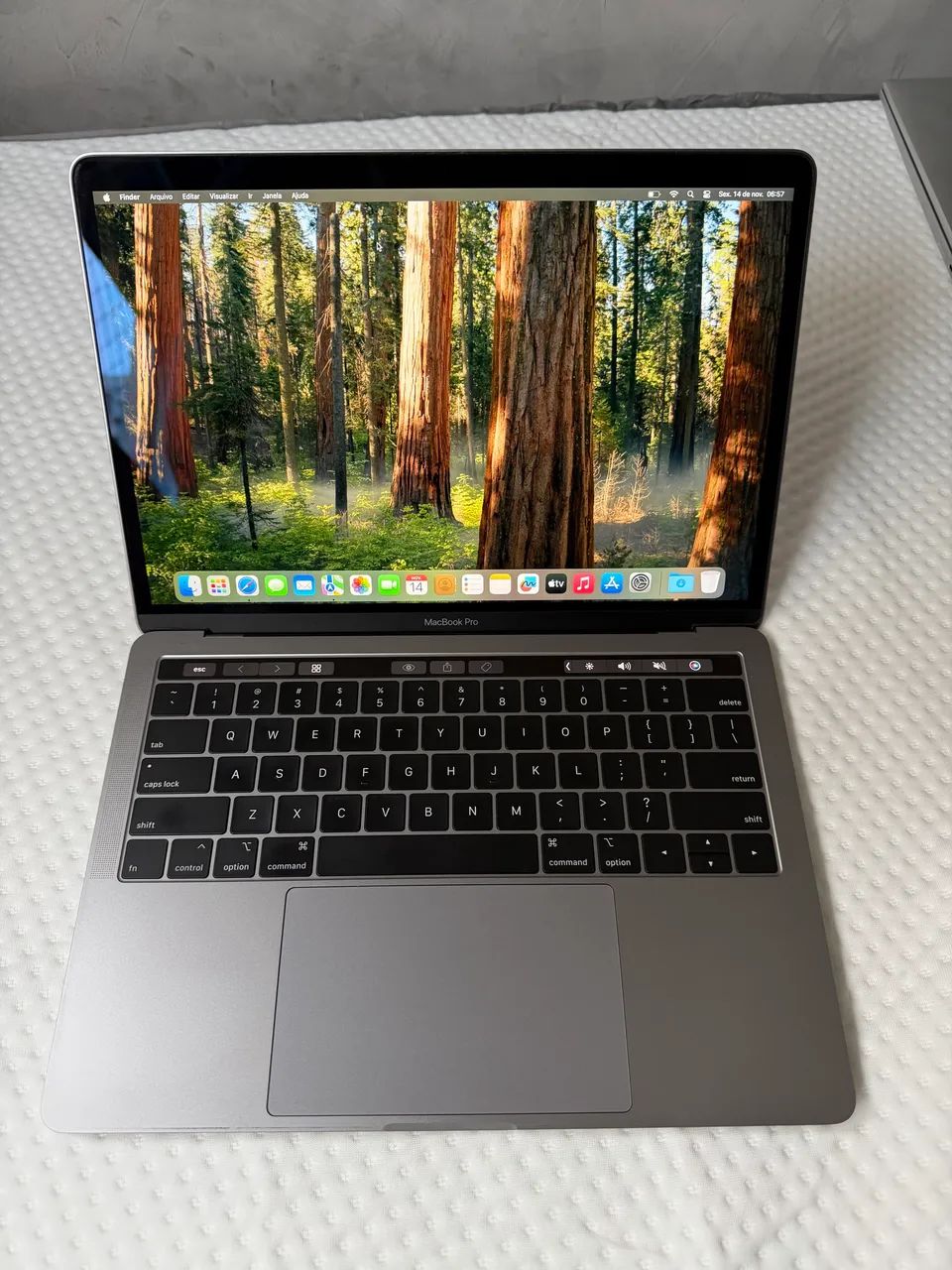 MacBook Pro 2018 - 13 Pol. - Foto 3