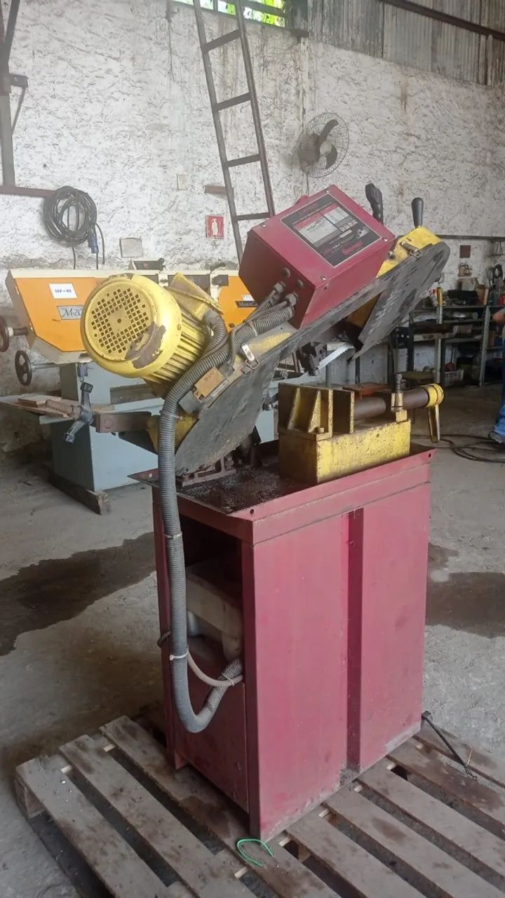 Serra Fita Horizontal Starrett 33220-Ano 2012 Corte reto Usada - Foto 2