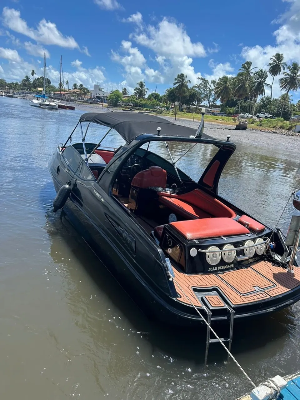 Linda Lancha Magna 240 Oportunidade