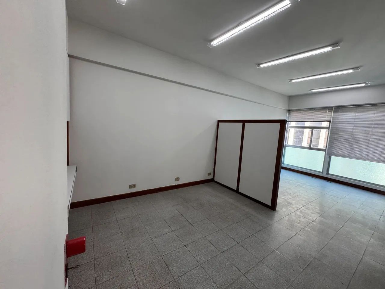 Escritório com 110m2. Lindamente Reformado. Divisão Otimizada do Espaço - Foto 11
