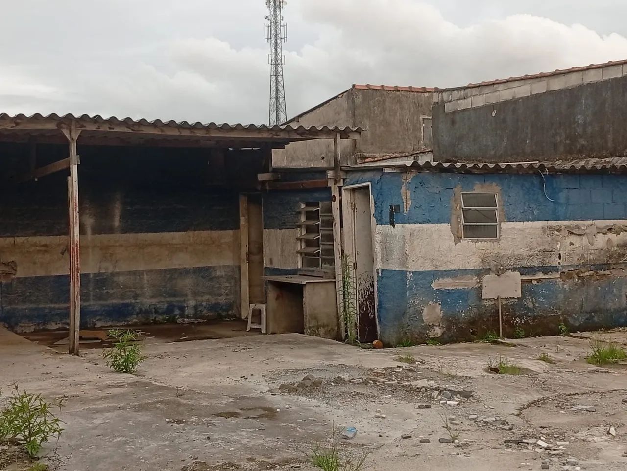 Terreno 30x12 na avenida principal, excelente para comércio  - Foto 4