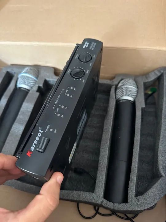 MICROFONE S/ FIO NA CAIXA PERFEITO FUNCIONAMENTO  - Foto 4