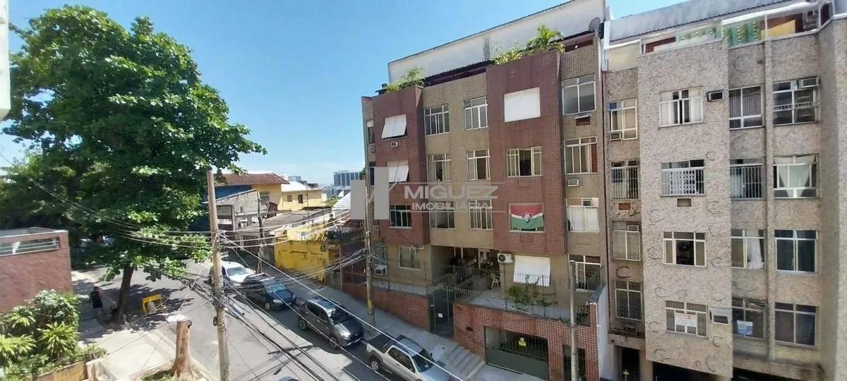Código 20658 - Apartamento com 2 quartos - Vaga - Estácio