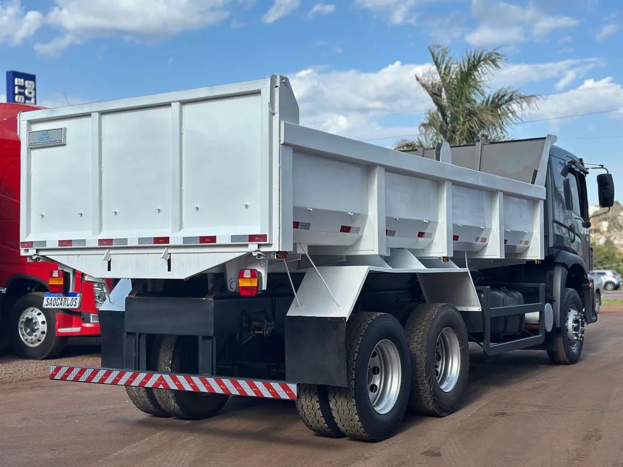 Volkswagen 24-280 2018 caçamba nova  - Foto 3