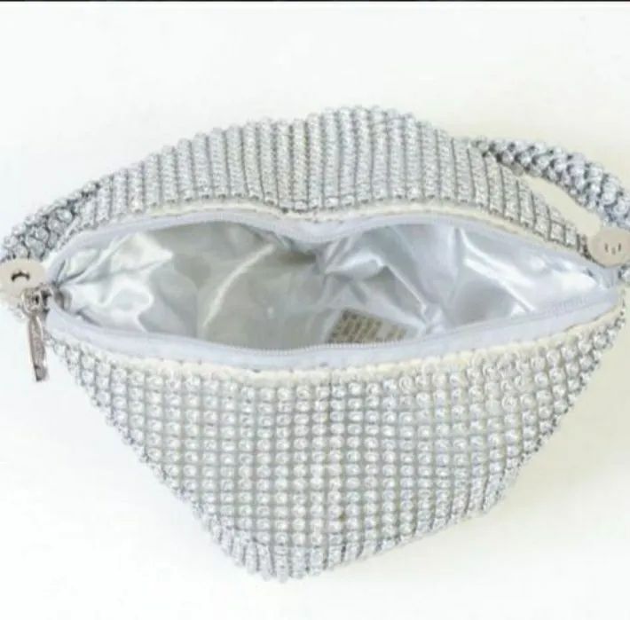 BOLSA DE MÃO, COR PRATA, MARCA LUZ DA LUA  - Foto 3