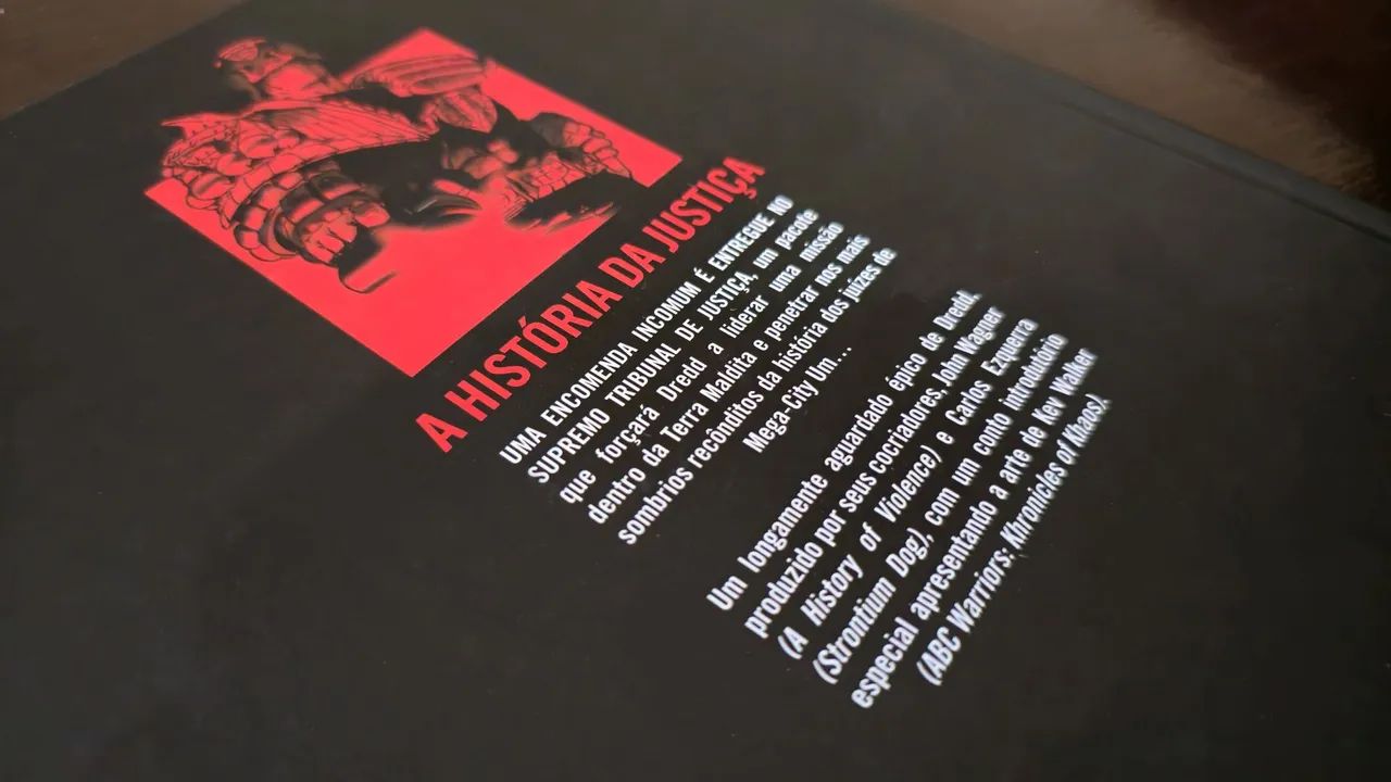 Juiz Dredd - Origens - HQ Mythos - Foto 5