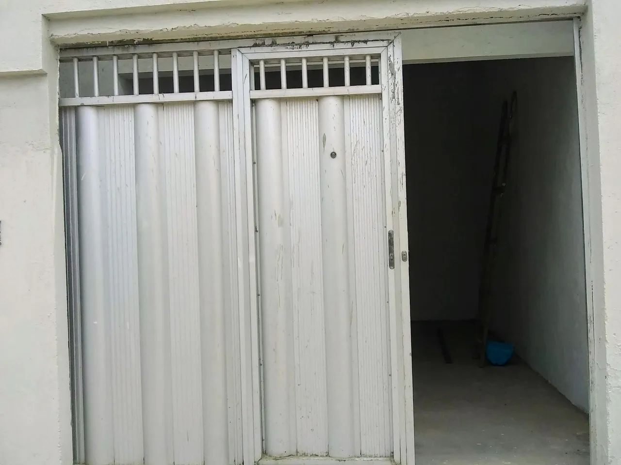 Vende se  - Foto 4