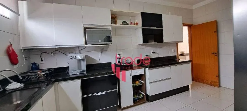 Casa Sobrado, 3 dormitórios à Venda - Jardim Palma Travassos - Ribeirão Preto/SP