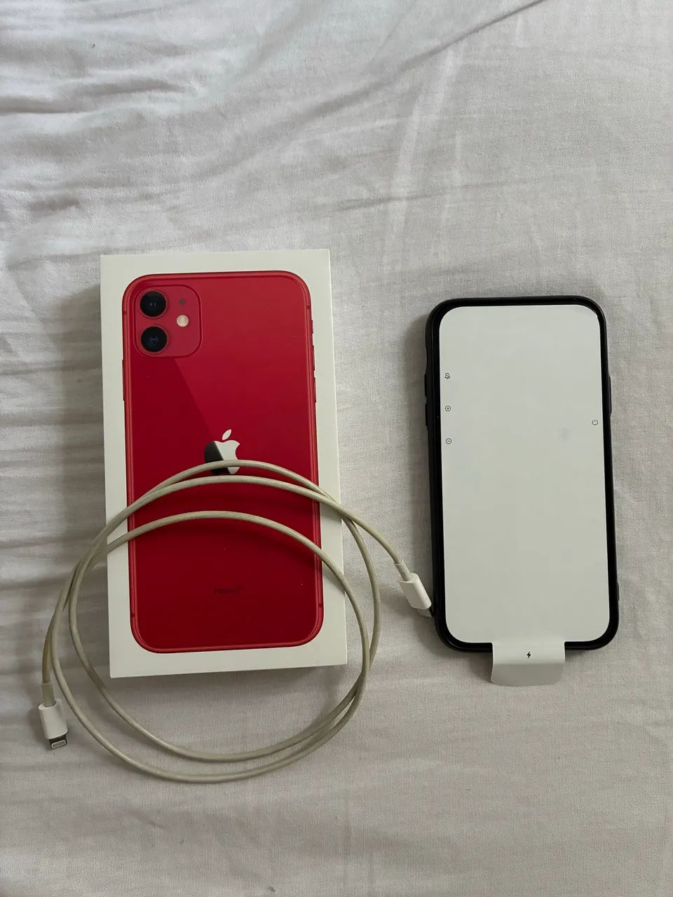 iPhone 11 - 64GB - Vermelho (PRODUCT RED) - Celulares e