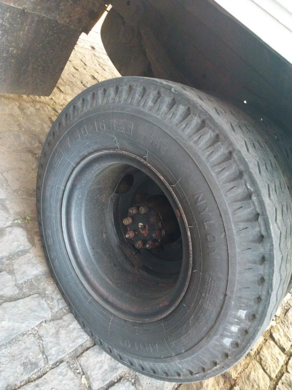 Pneu para Caminhão 7.50-16