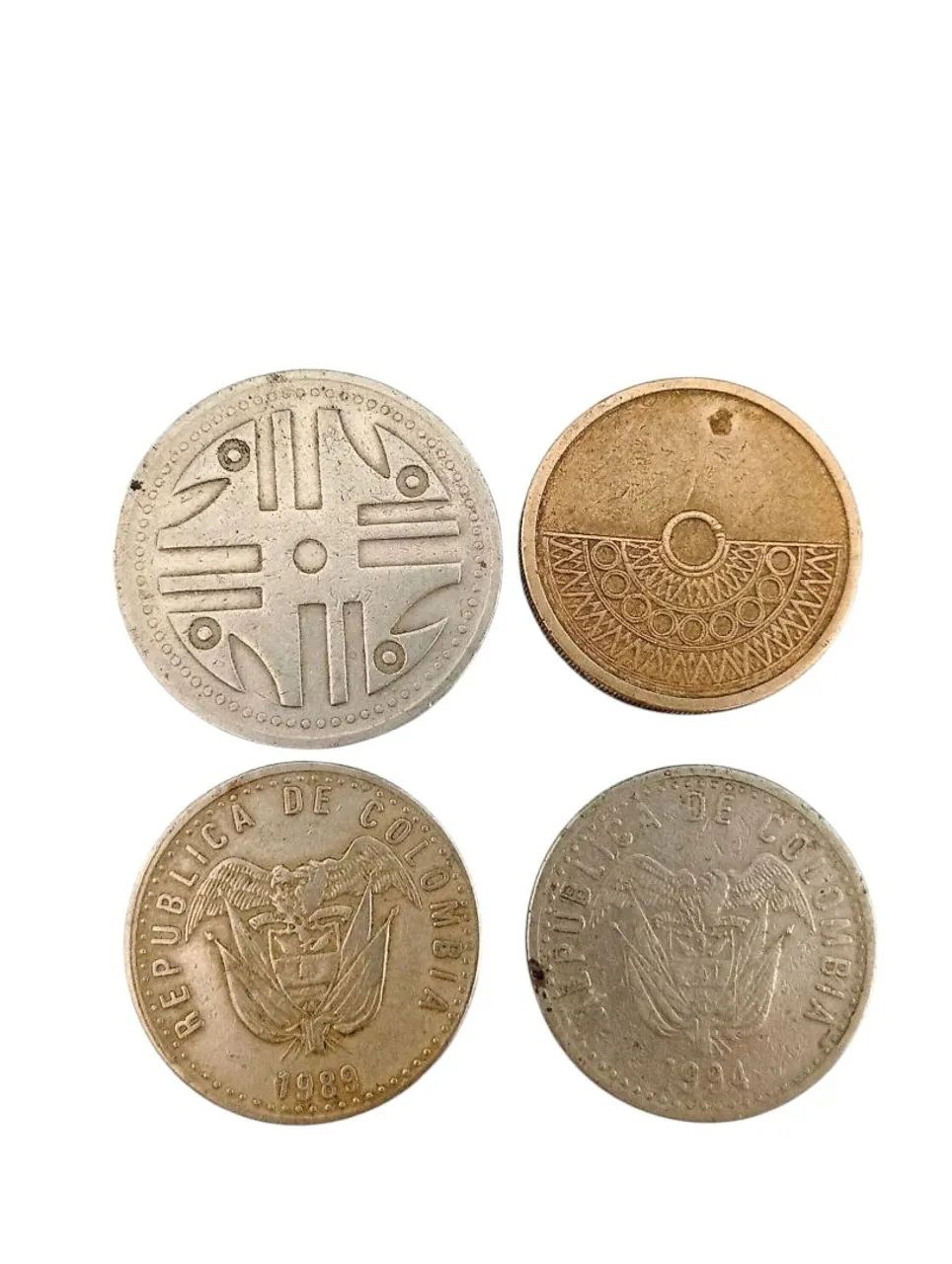 4 Moedas colombianas antigas - Foto 2