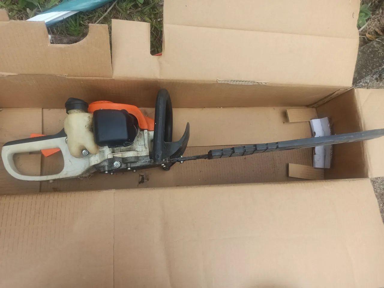 Podadeira STIHL  HS 45 - Foto 2