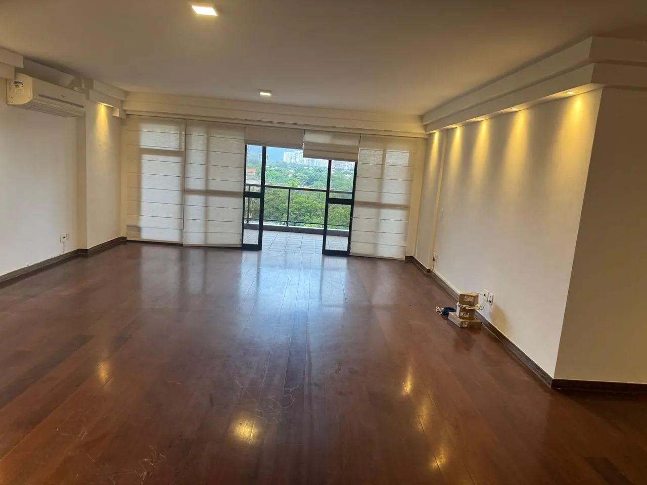 Apartamento de 246 m² com 4 quartos na Barra da Tijuca - Rio de Janeiro - RJ - Foto 3