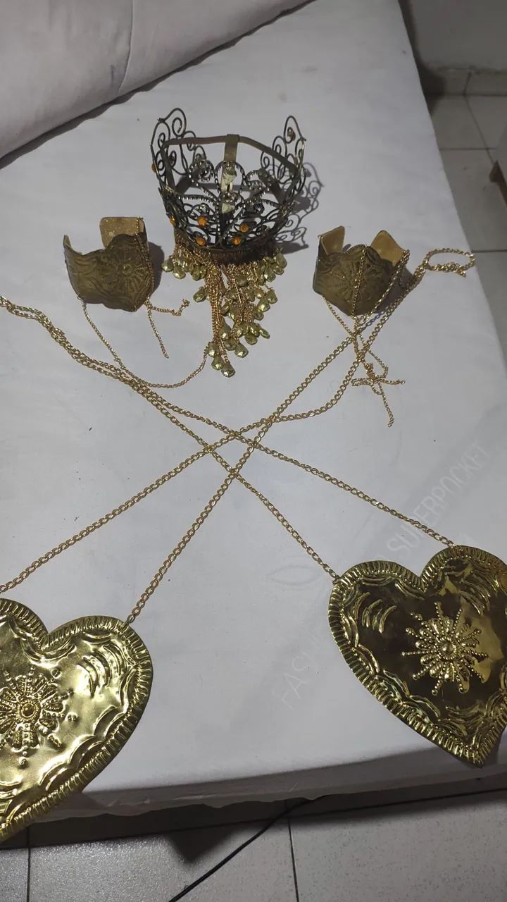 Adorno para orixá oxum dourado - candomblé 