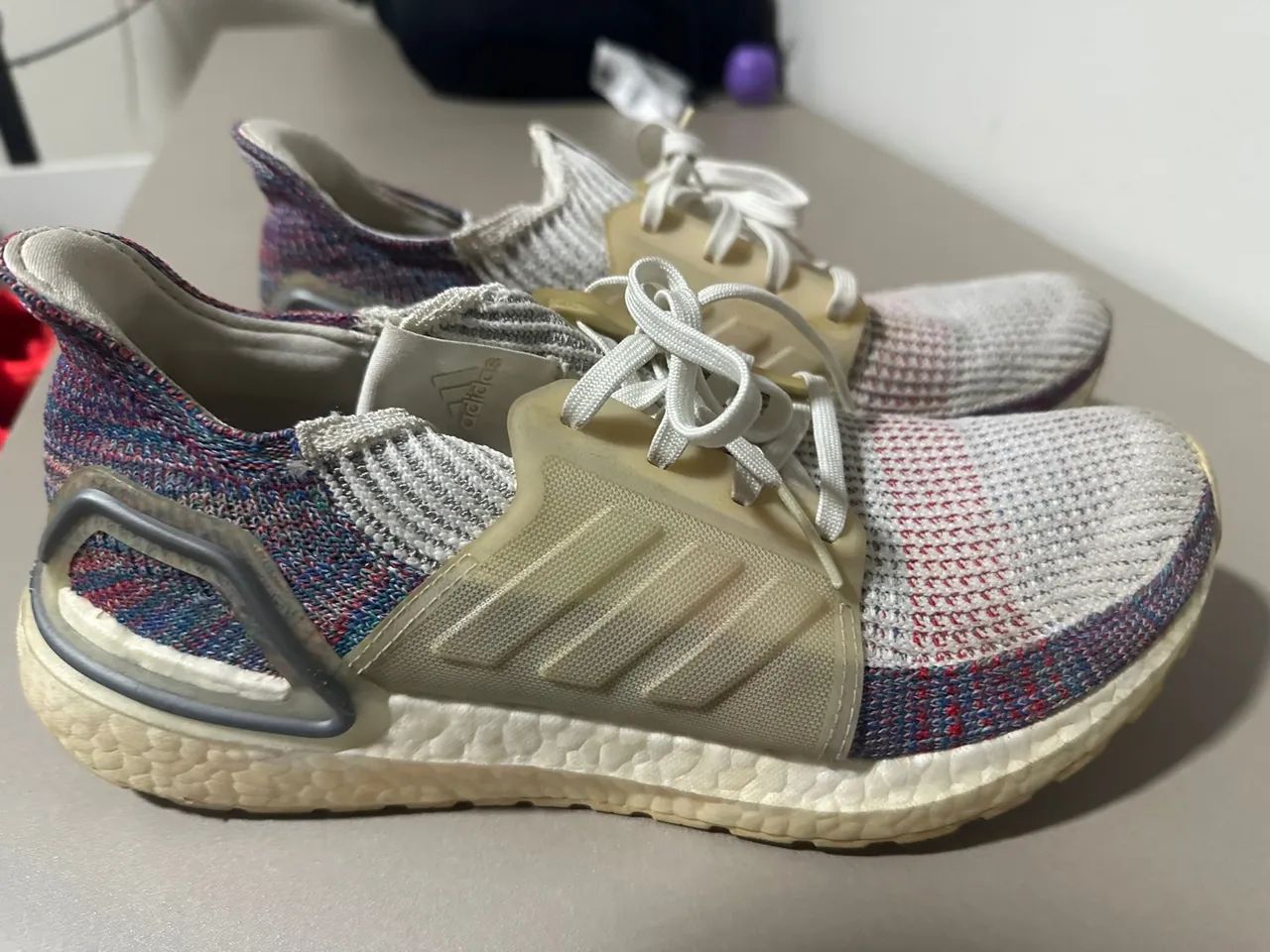 Tennis Adidas Ultraboost 19 tamanho 40 - Foto 5