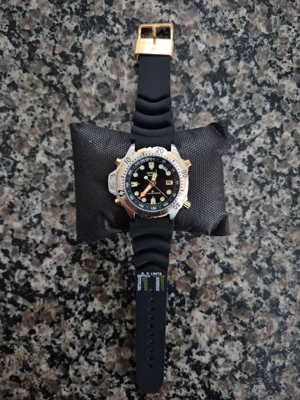 Relógio Citizen Divers 200m
