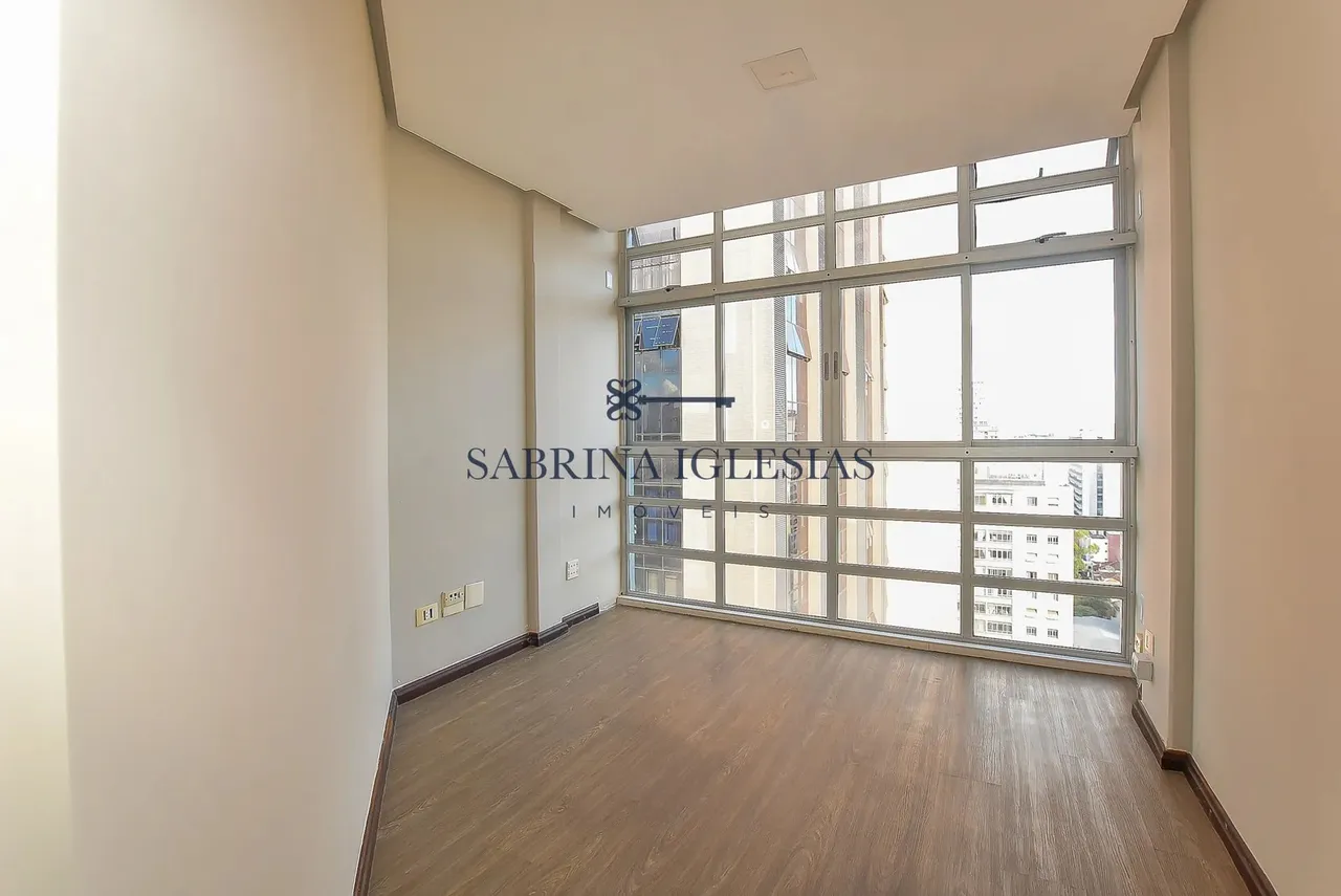 Sala comercial para locação no centro de Curitiba Ed. MAUÁ .