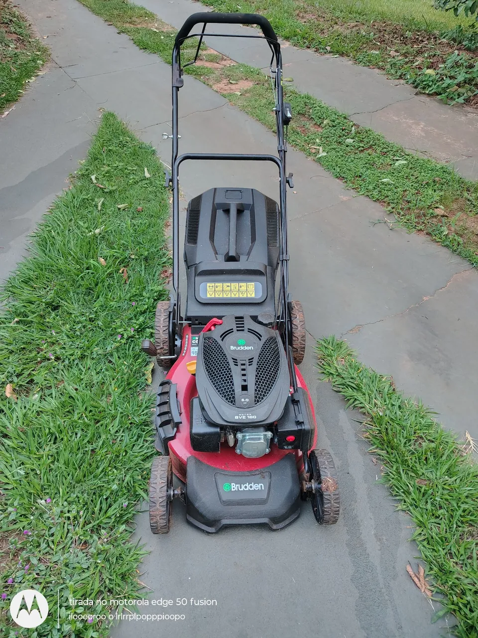 Cortador de grama a gasolina 6 hp 4T corte 50 cm com recolhedor e tração - CG620T-4T