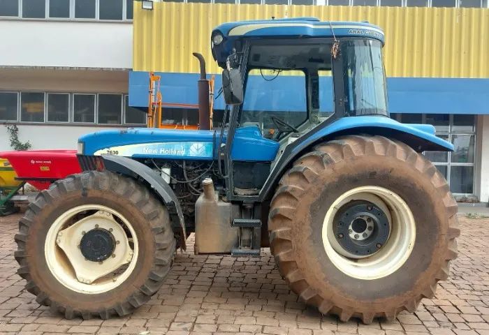 TRATOR NEW HOLLAND, MODELO 7630, ANO 2009 - Foto 3