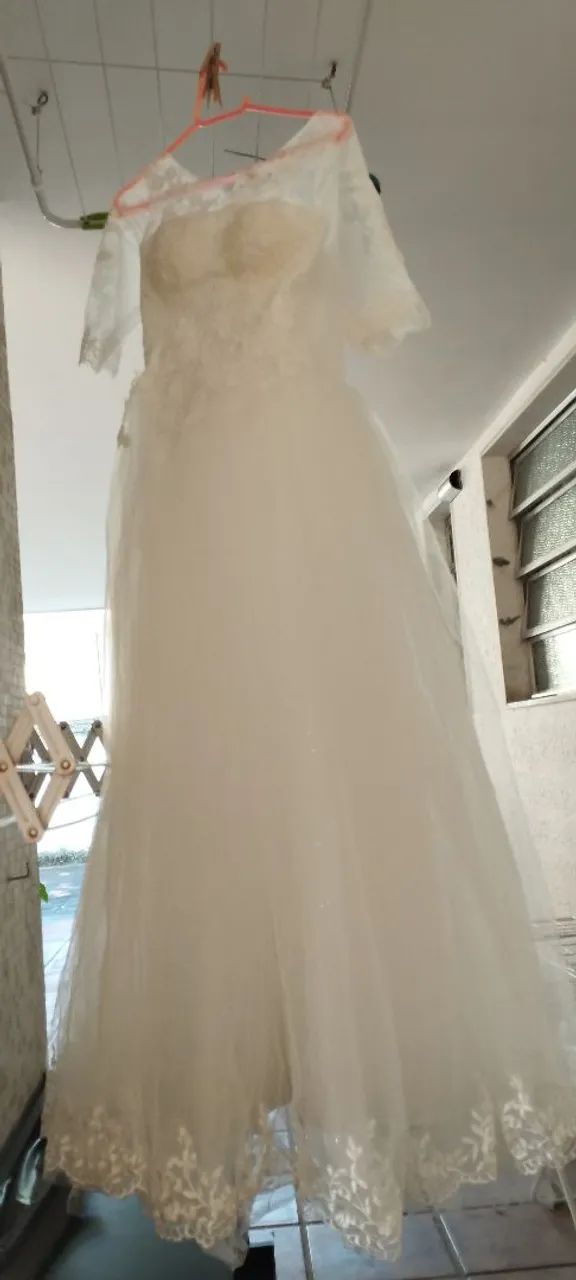 Vestido de noiva elegante e romântico - Foto 3