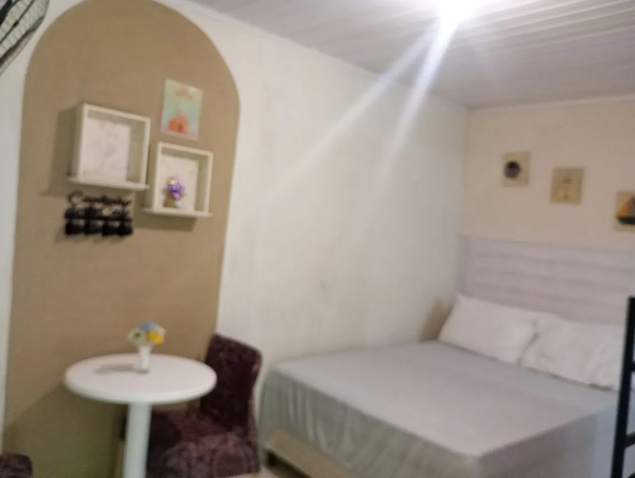 Flats frente praia 1 e 2 andar totalmente mobiliados calor total 300.000 , aceito oferta .