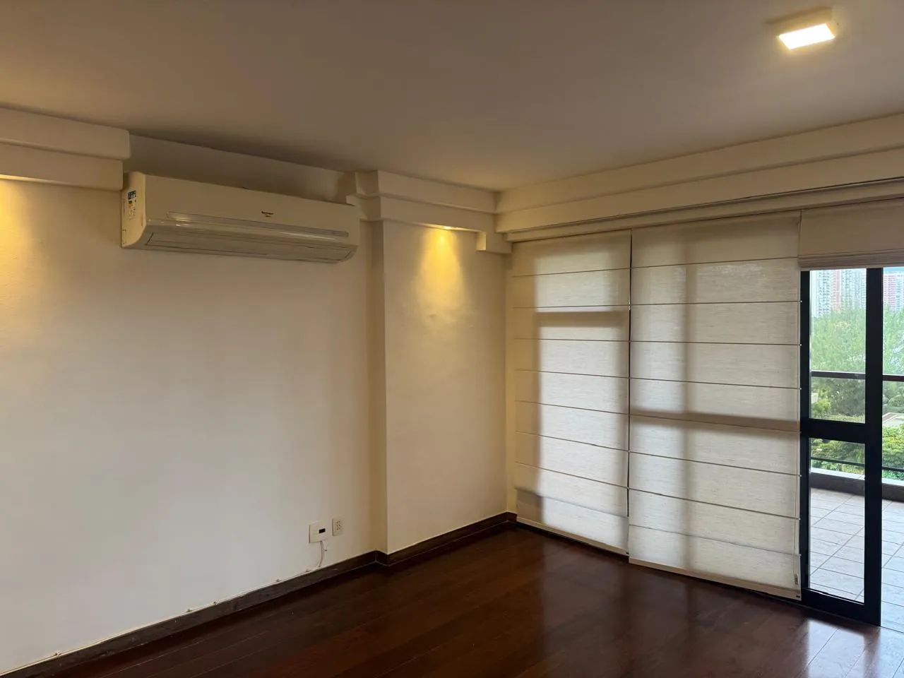 Apartamento de 246 m² com 4 quartos na Barra da Tijuca - Rio de Janeiro - RJ - Foto 2