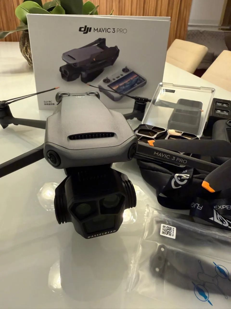 Mavic 3 Pro Combo - Foto 4