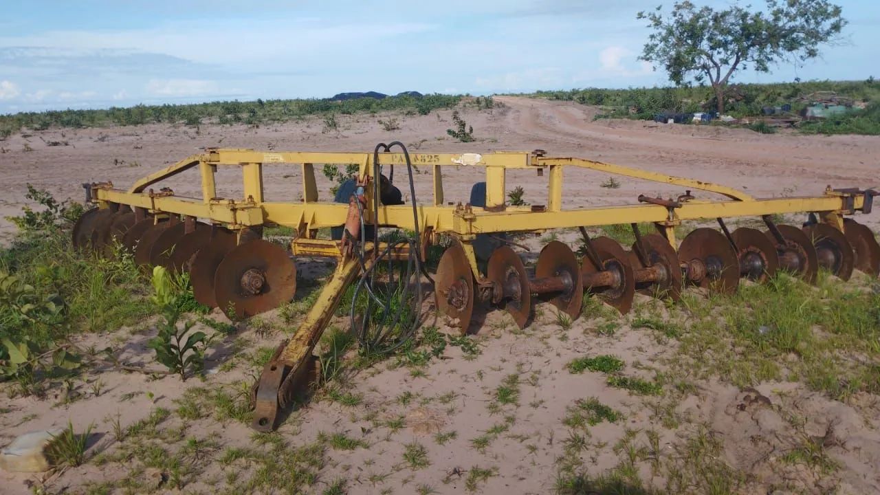 Terraceador 20 disco<br> valor R$ 40 mil ?