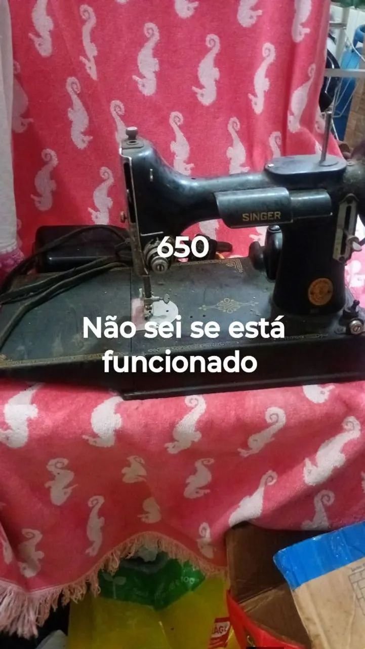 Máquina de costura antiga  - Foto 3