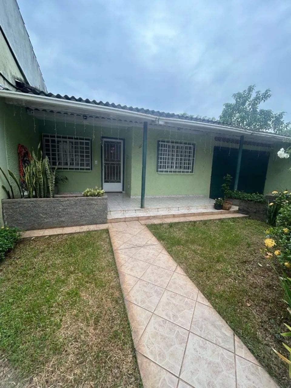 Casa 3 quartos (1 suíte), Jardim Tiradentes, Volta Redonda-RJ.
